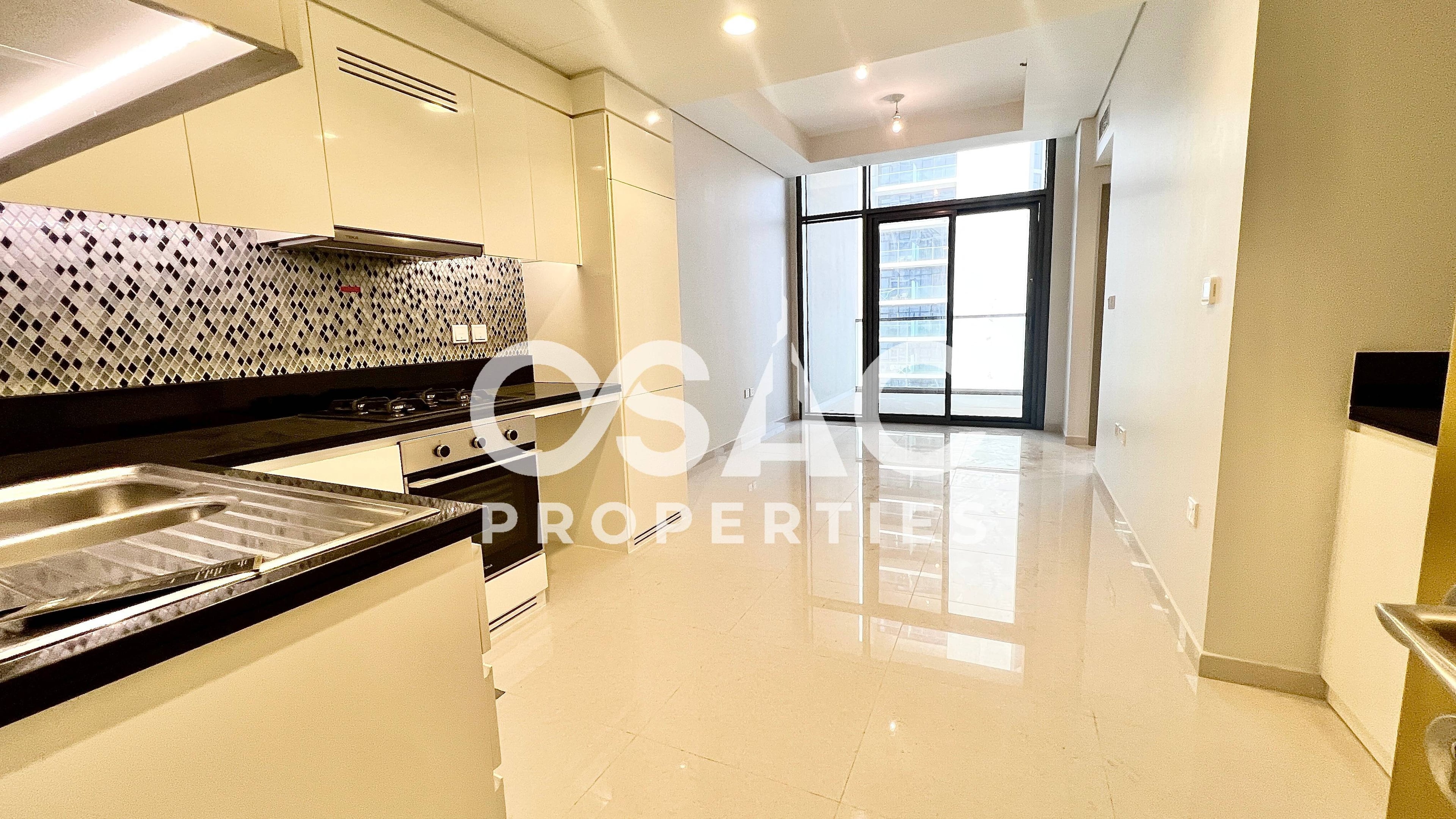 Ultra High Floor | Canal View | Vacant - 2
