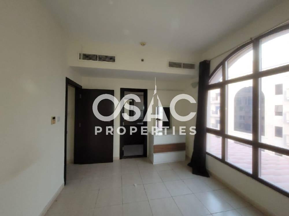UNFURNISHED || 2BHK WITH || COMMUNITY VIEW - 2