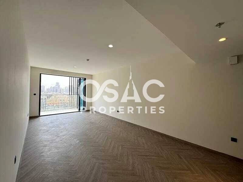 Elegant Living | Modern Apartment | Community View - 2