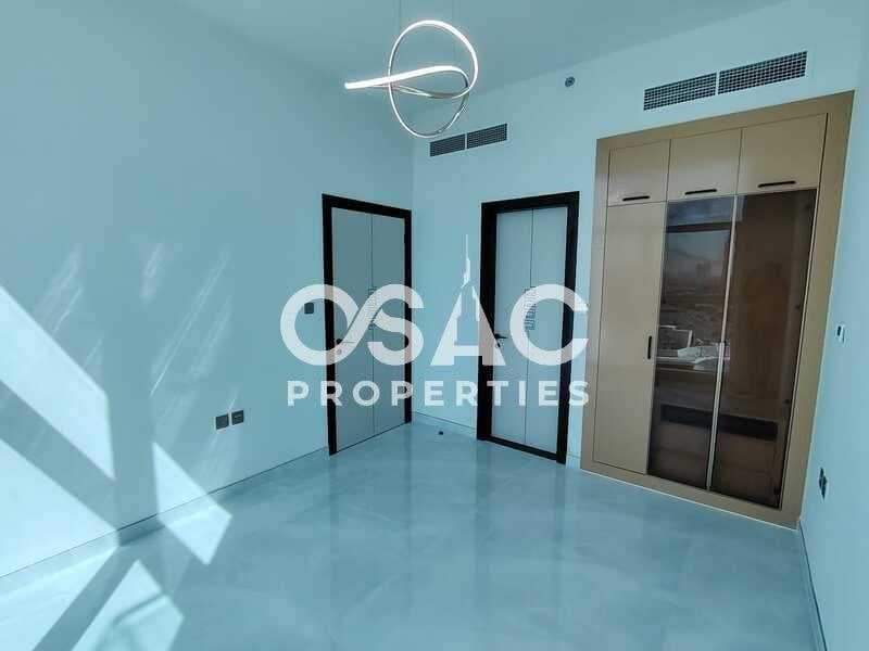 Stunning View I Spacious I Semi-Furnished - 2