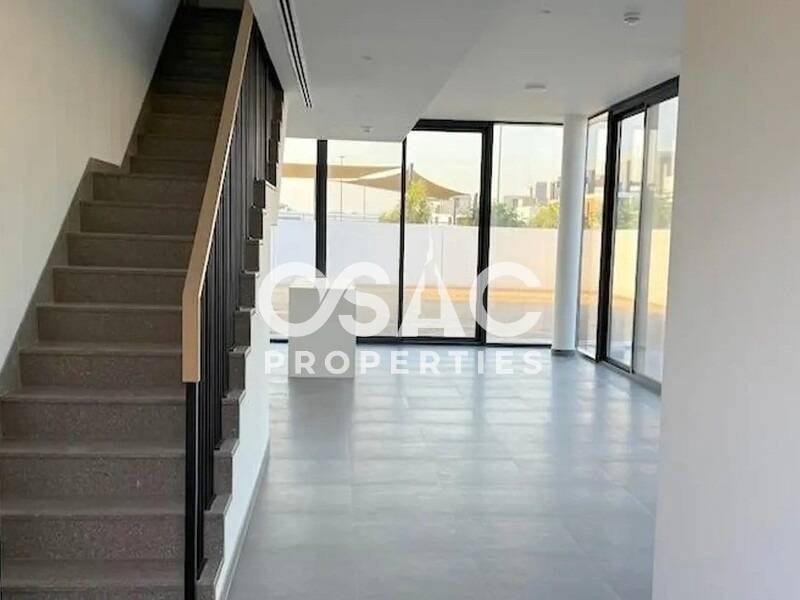 Luxurious 4-BR | Luxury Villa | Community Expert - 4