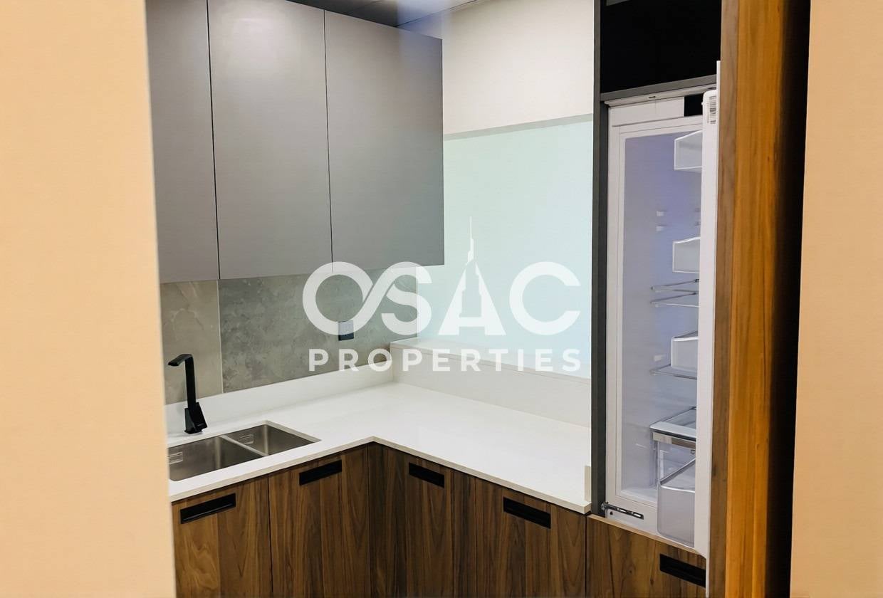 Stunning Apartment | Spacious | Prime Location - 5