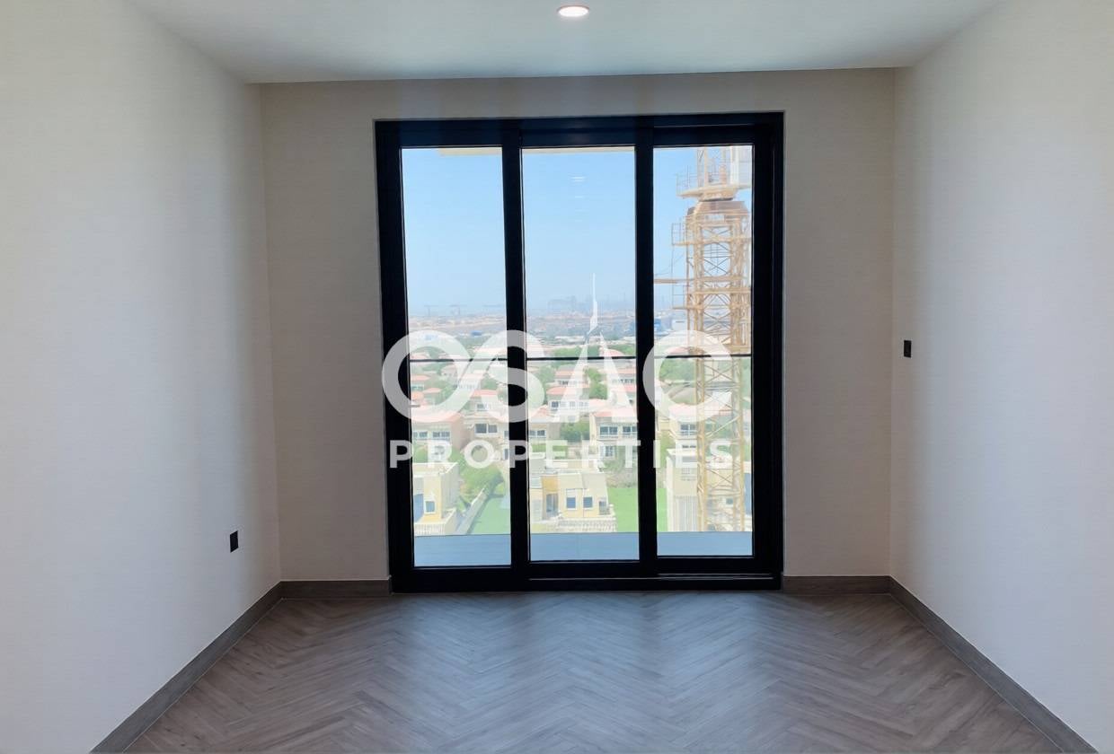 Stunning Apartment | Spacious | Prime Location - 2