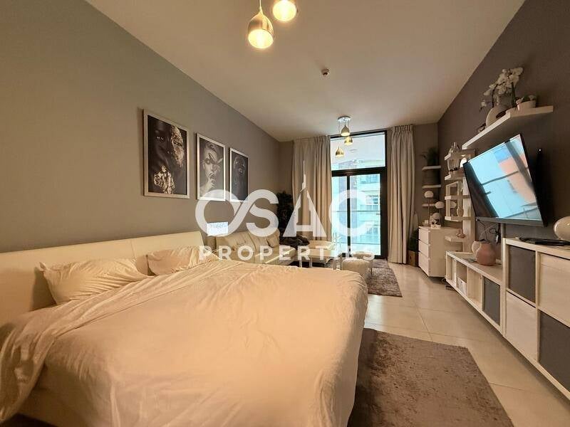 READY TO MOVE / FURNISHED / OPP SILICON MALL