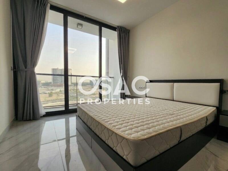 Pool view| MID FLOOR | Vacant on Transfer - 5