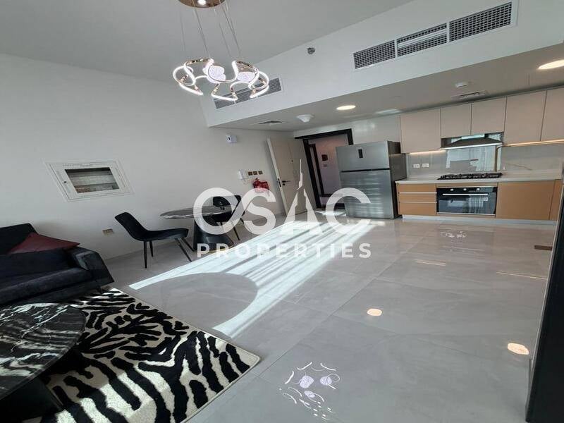 Stunning Apartment | Spacious Unit |Community View - 5