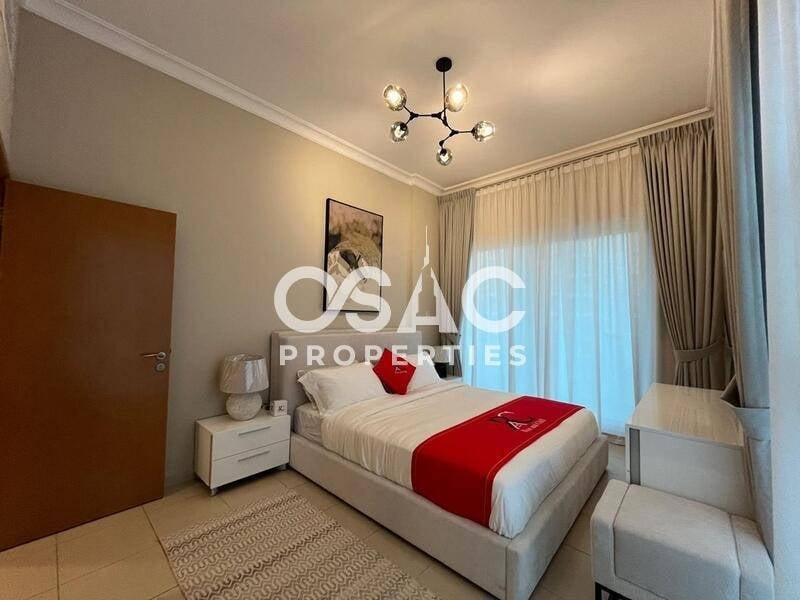 1BR | Canal & Burj Khalifa Views| Furnished - 4