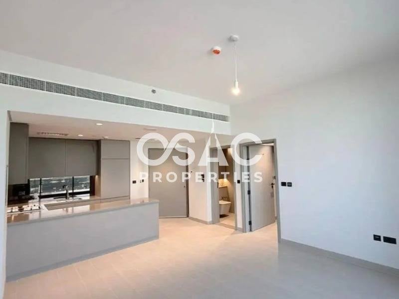 1BR | Brand New | Mid Floor I Prime Location - 2