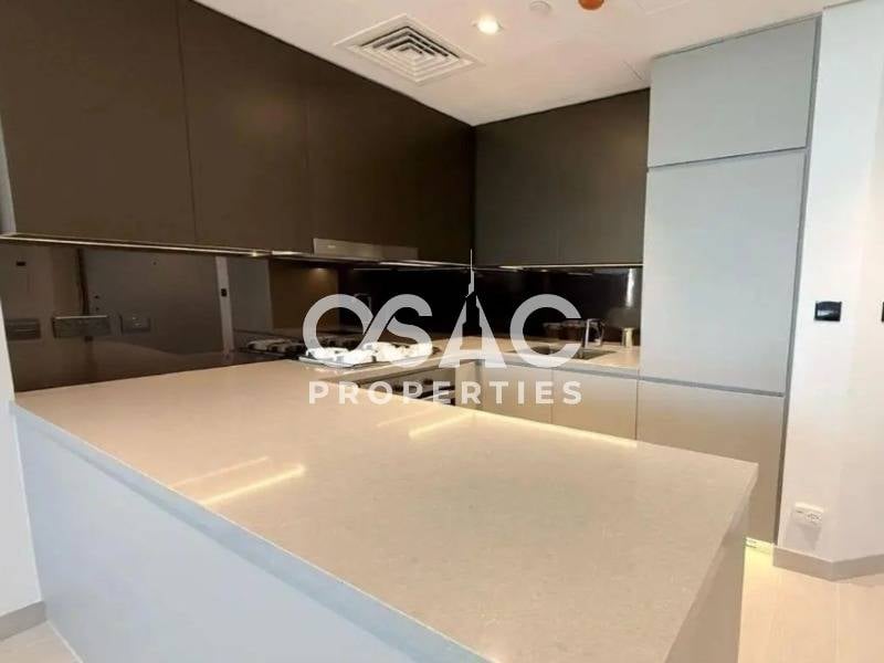 1BR | Brand New | Mid Floor I Prime Location - 3