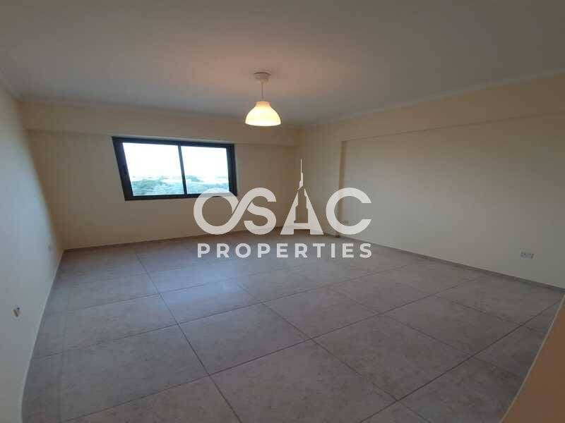 SPACIOUS | UNFURNISHED | PRIME LOCATION - 4