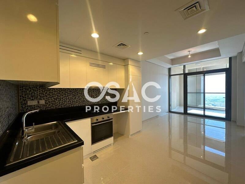 Vacant | Burj Al Arab View | High Floor - 5