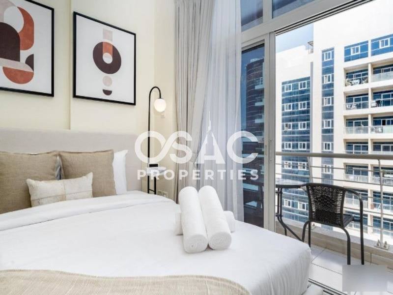 Luxury 1Bed | Well Maintained | Pool Facing View - 3
