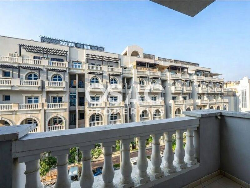 Modern 1 Bedroom | Spacious Unit | Community View