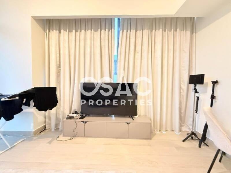 Fully Furnished | Ready to Move | On High Floor - 2