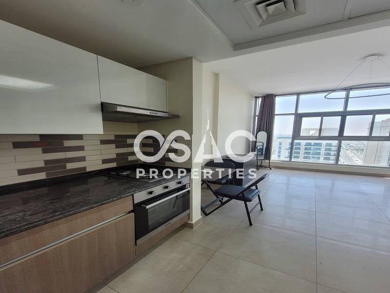 READY TO MOVE | FULLY FURNISHED | PRIME LOCATION - 5