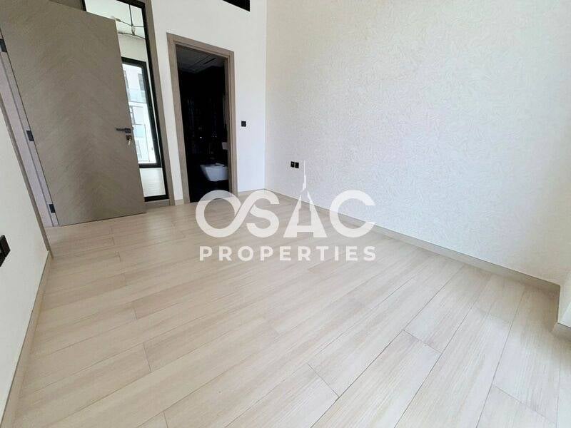 Elegant  Apartment | Excellent Connectivity | JVC - 4