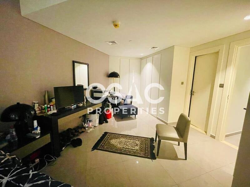 Investor Deal | Corner | Vacant | Skyline View - 2