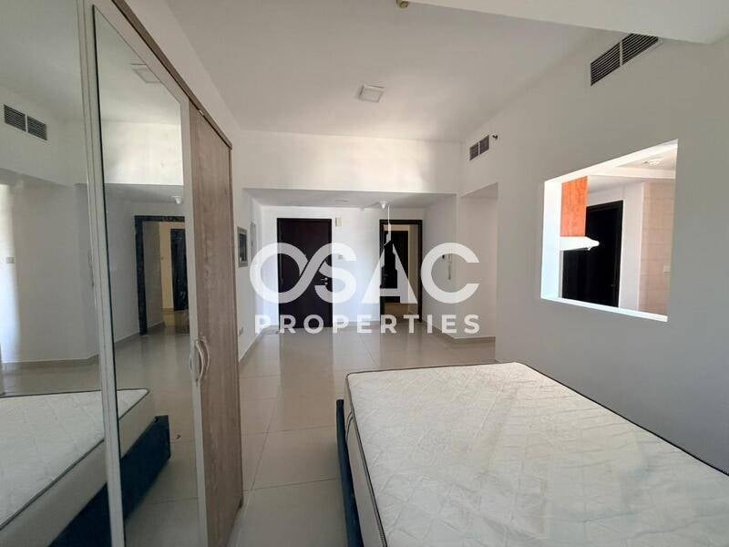 Ready To Move|  High Floor | Easy Access to Tram - 4