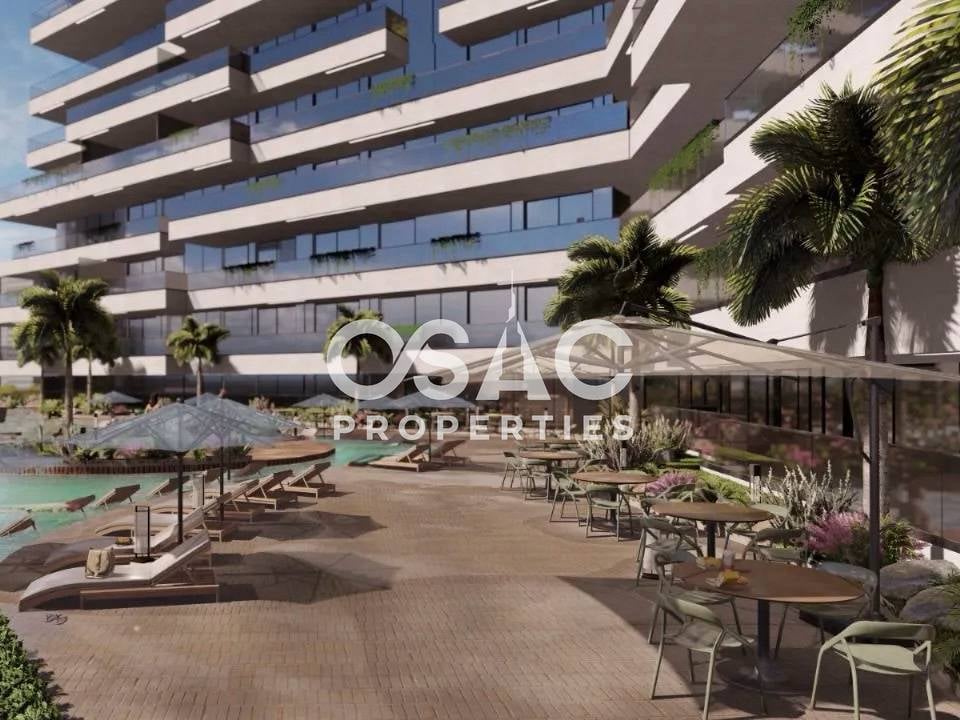     Spacious Layout | Mid-Floor | Private Jacuzzi - 2