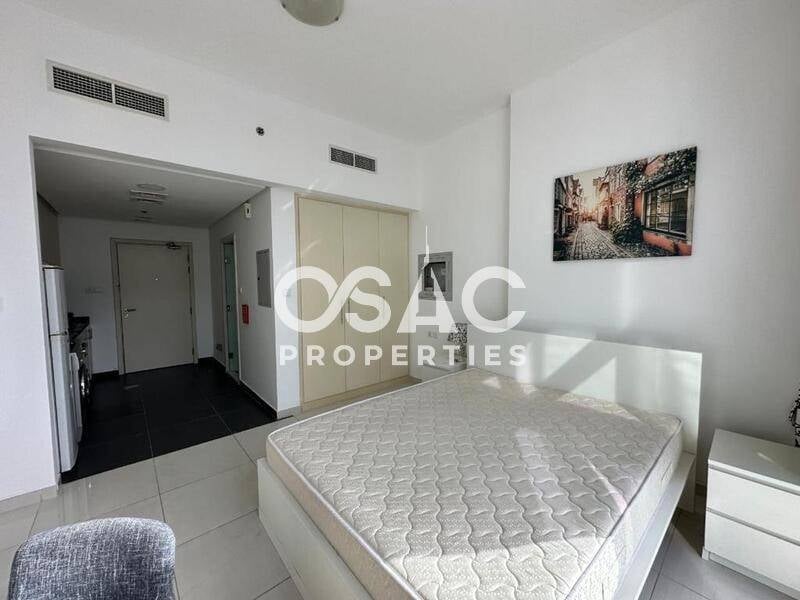 Furnished | Golf View I Spacious I Chiller Free - 5
