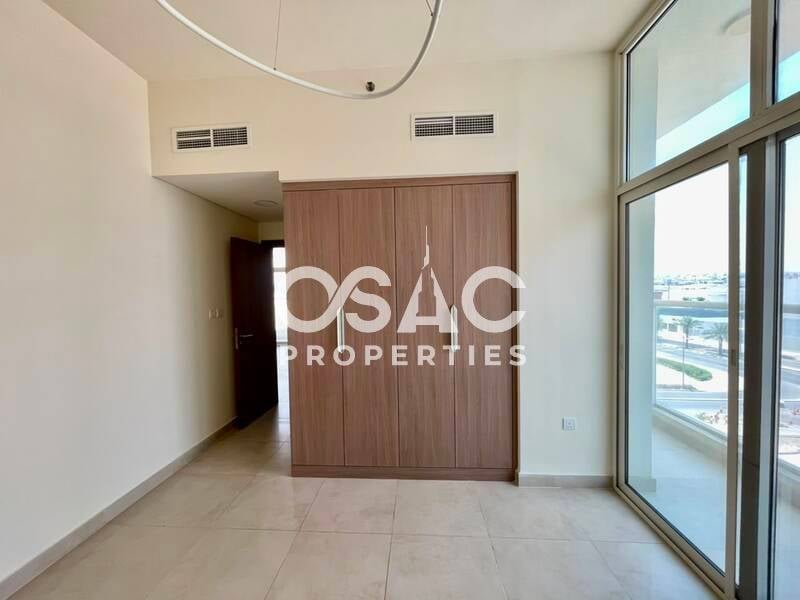 Corner Unit | Stunning Unit | Motivated Seller - 4