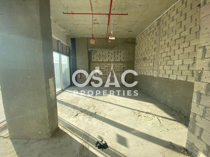 Amazing Location I Prime Retail | Shell And Core  - 4