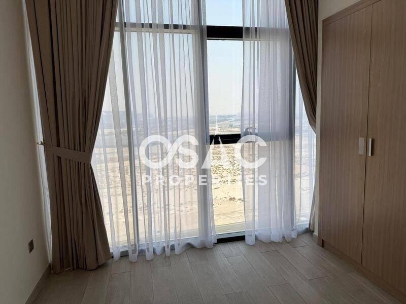 Vacant | Good View | Prime Location - 2