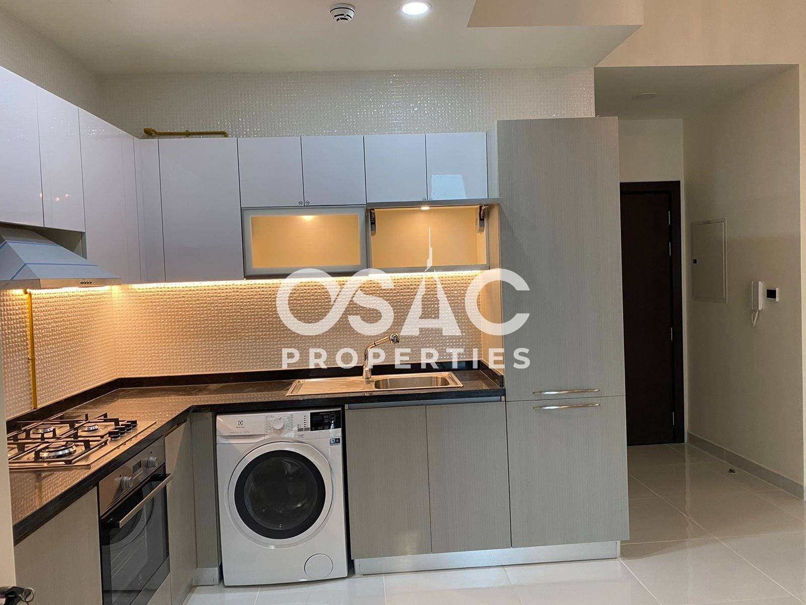 FULLY FURNISHED | PRIME LOCATION | WELL-MAINTAINED - 4