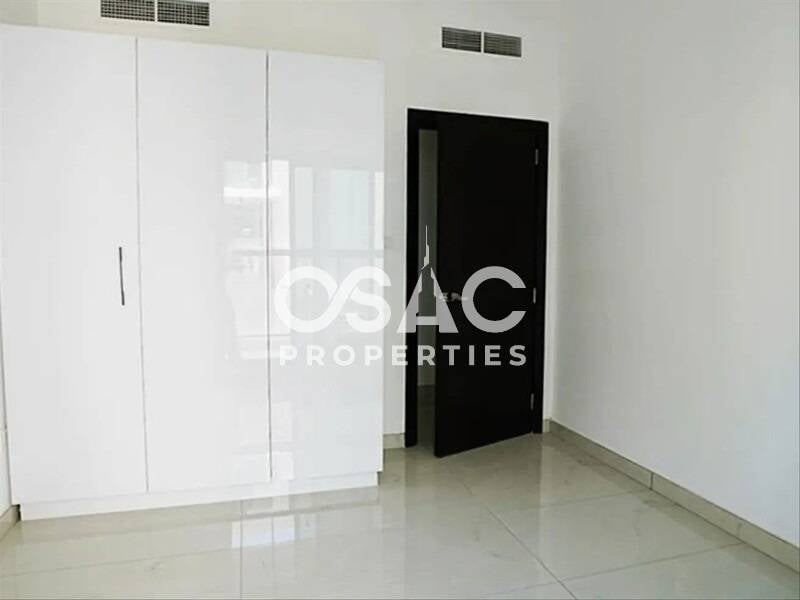 SPACIOUS LAAYOUT | CLOSE TO METRO | READY TO MOVE  - 5