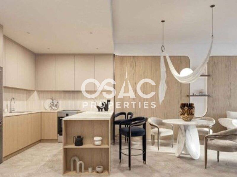 Stunning Unit | Best Investment | Prime Location - 5