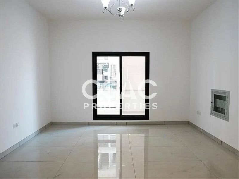 SPACIOUS LAAYOUT | CLOSE TO METRO | READY TO MOVE